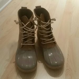 Duck Boots 9M